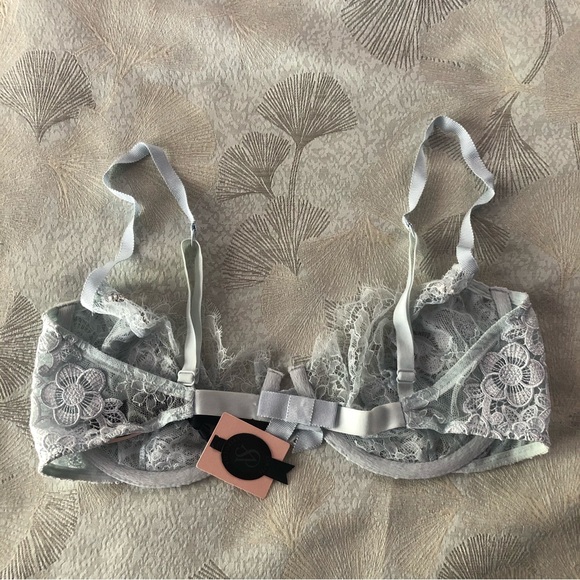 Victoria Secret Designer Collection VSDC Fashion Show crystal bra 36D New - Picture 3 of 4